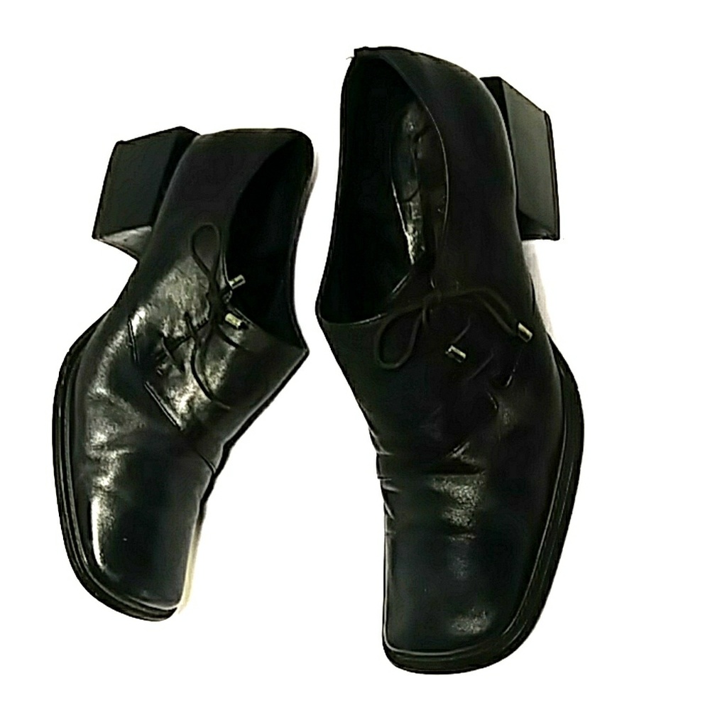 Adrano Rare Italian Vintage Avant Garde Oxford 8B
